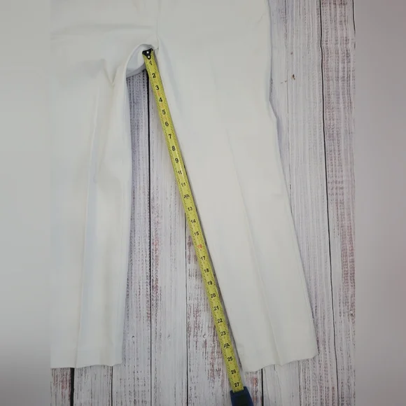Spanx On the Go Ankle Slim Straight Pull On Pants White Medium NEW NWT - Picture 4 of 10